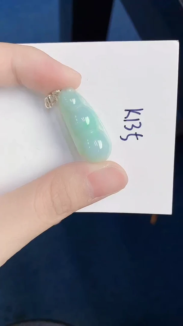 颈饰未镶嵌翡翠天然翡翠缅甸A货