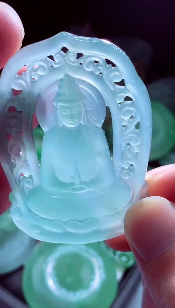 未镶嵌定制翡翠荞*?翡翠毛货定制