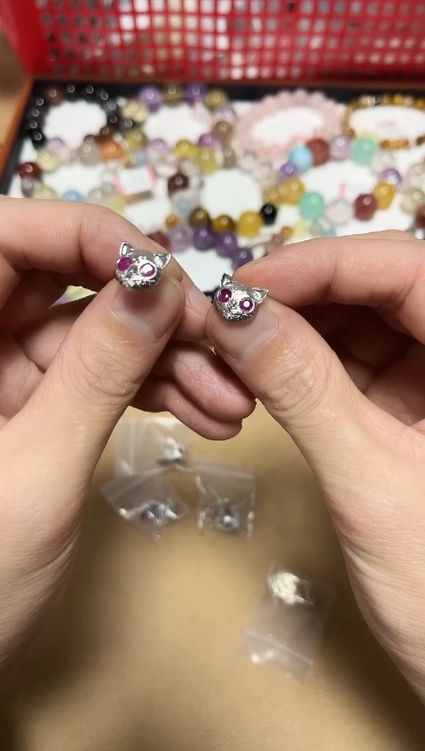 未镶嵌手链水晶21-10石榴石耳饰