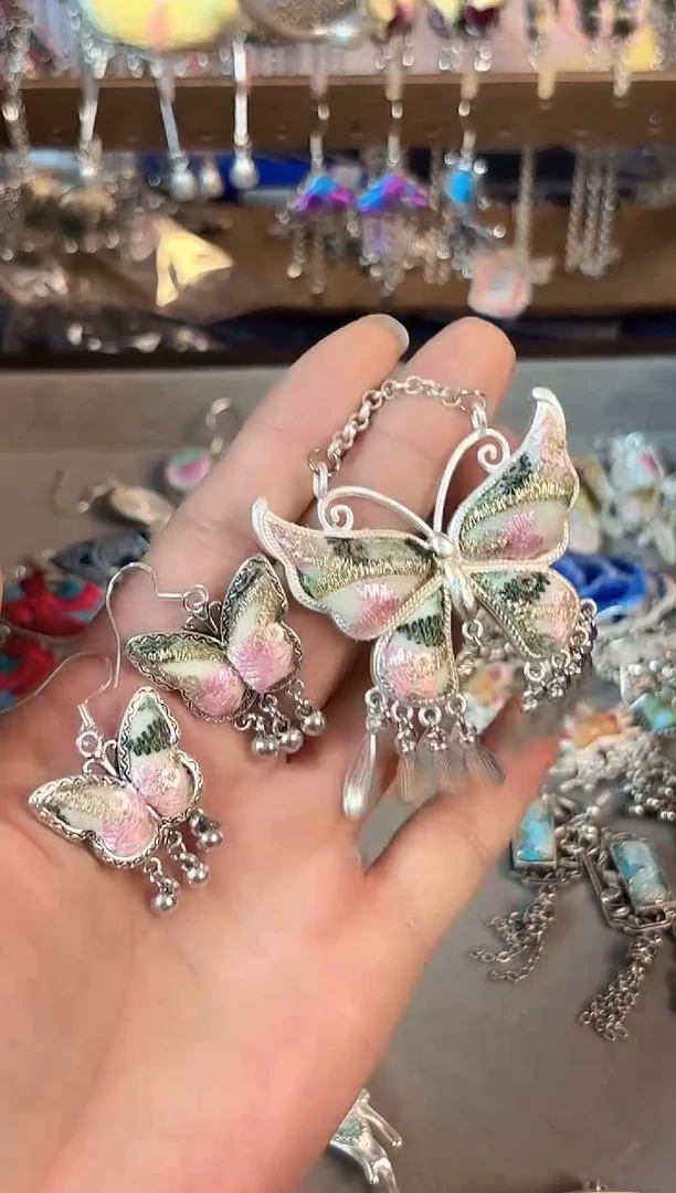 织绣彩云南阁非遗老绣662