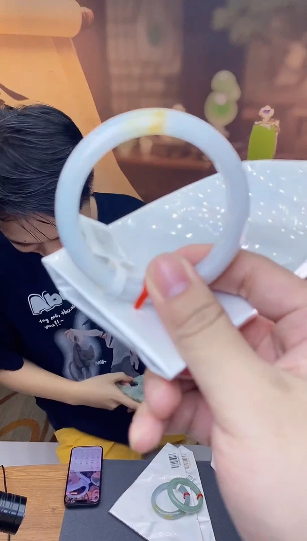未镶嵌手镯翡翠纯天然缅甸A货翡翠手镯