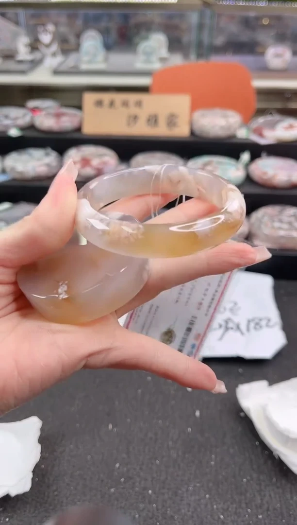 未镶嵌手镯石英质玉57圈口 （赠品镯心）35219
