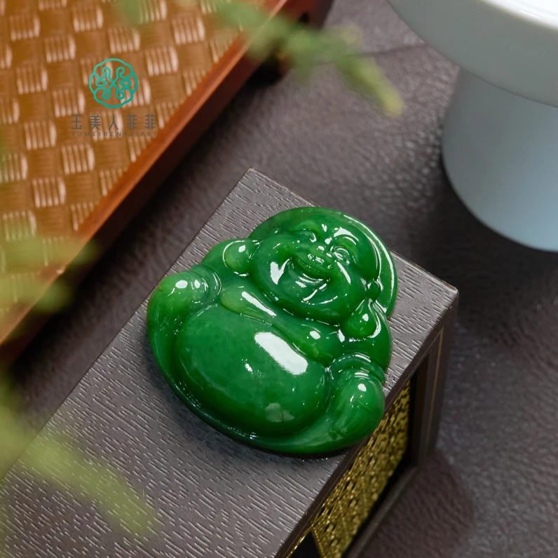 石惑珠宝+和田碧玉佛公吊坠约50mm