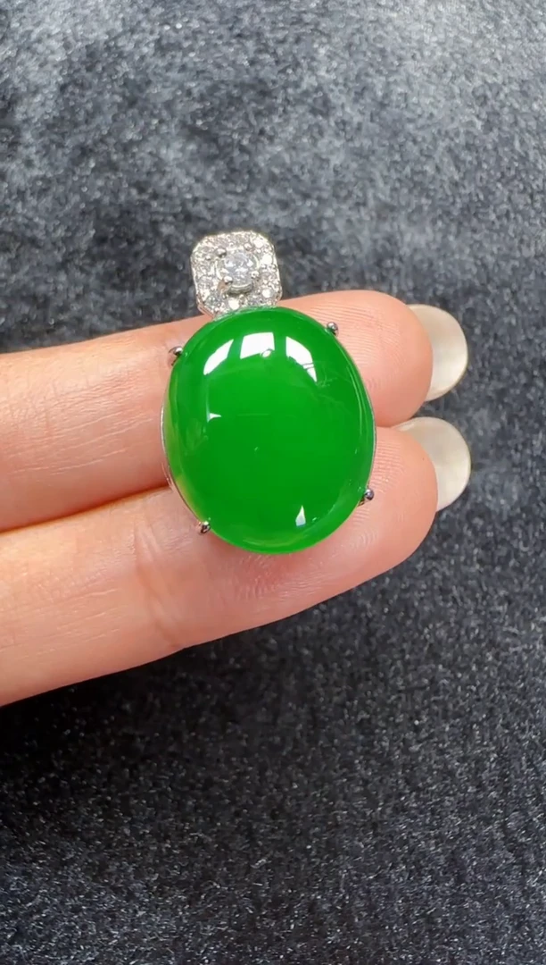 未镶嵌定制翡翠翡翠吊坠73