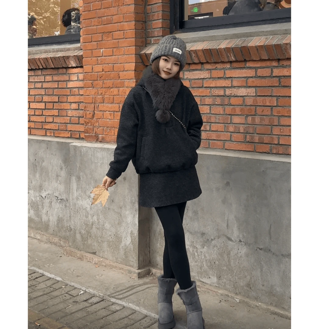 焦思文 冬季时尚洋气保暖连帽卫衣+短裙两件套装