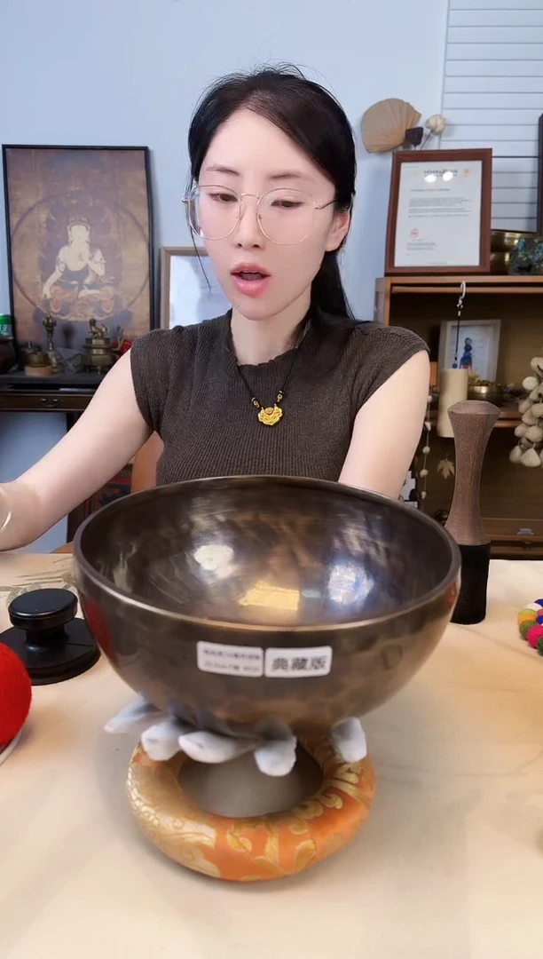 @*潇满月22F
