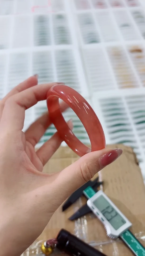 未镶嵌手镯石英质玉111-55HO