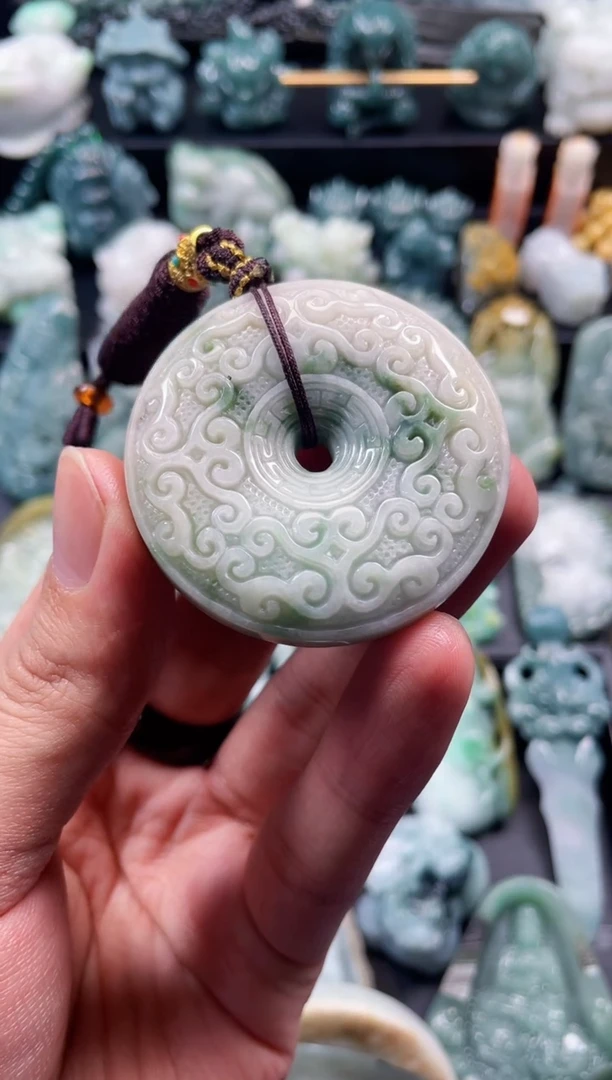 颈饰未镶嵌翡翠19  天然翡翠a货  仿古平安扣