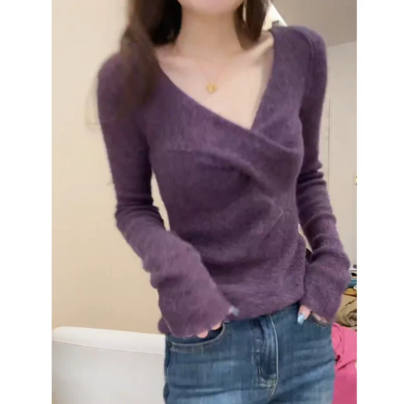 2025新款秋季秋冬设计感交叉V领打底毛针织上衣LK2507207