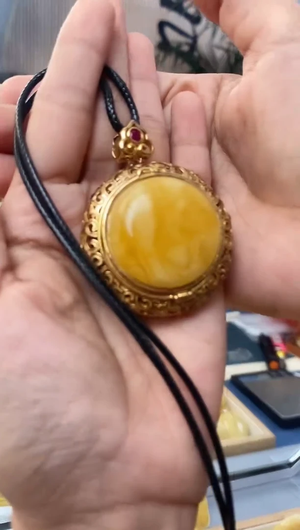 未镶嵌琥珀裸石天然琥珀蜜蜡