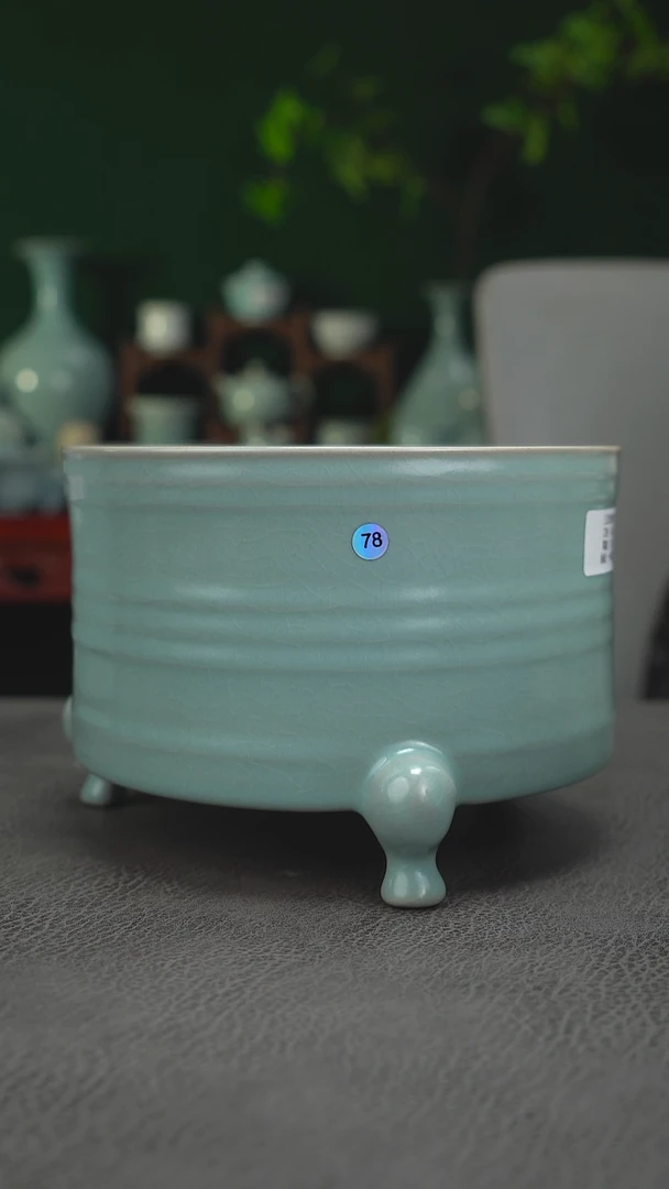 78号三足樽18.6一级品有瑕简包-二