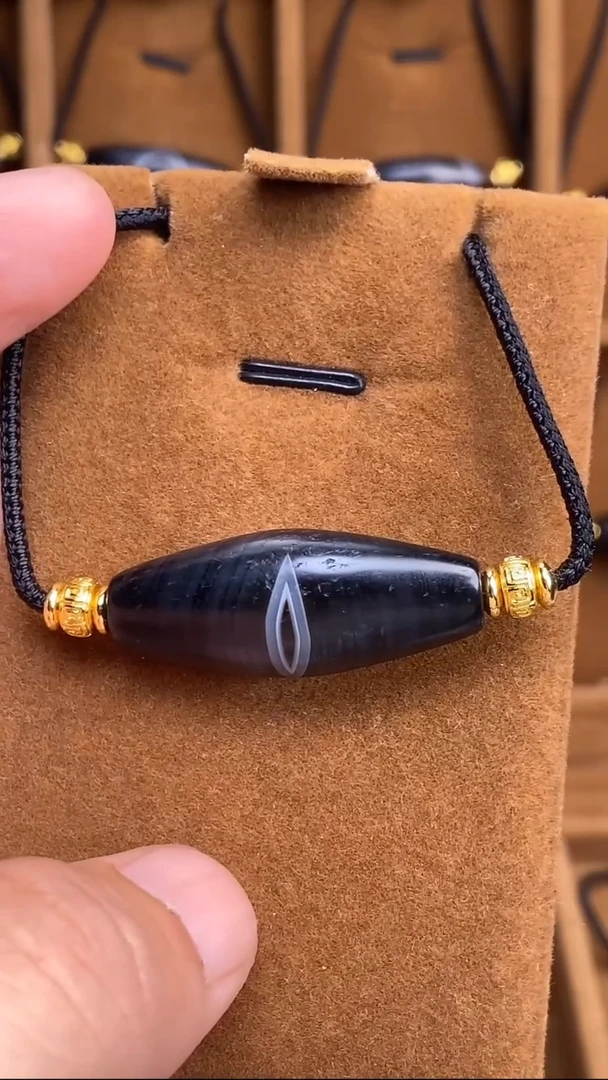 未镶嵌玛瑙/玉髓珠宝奇石1