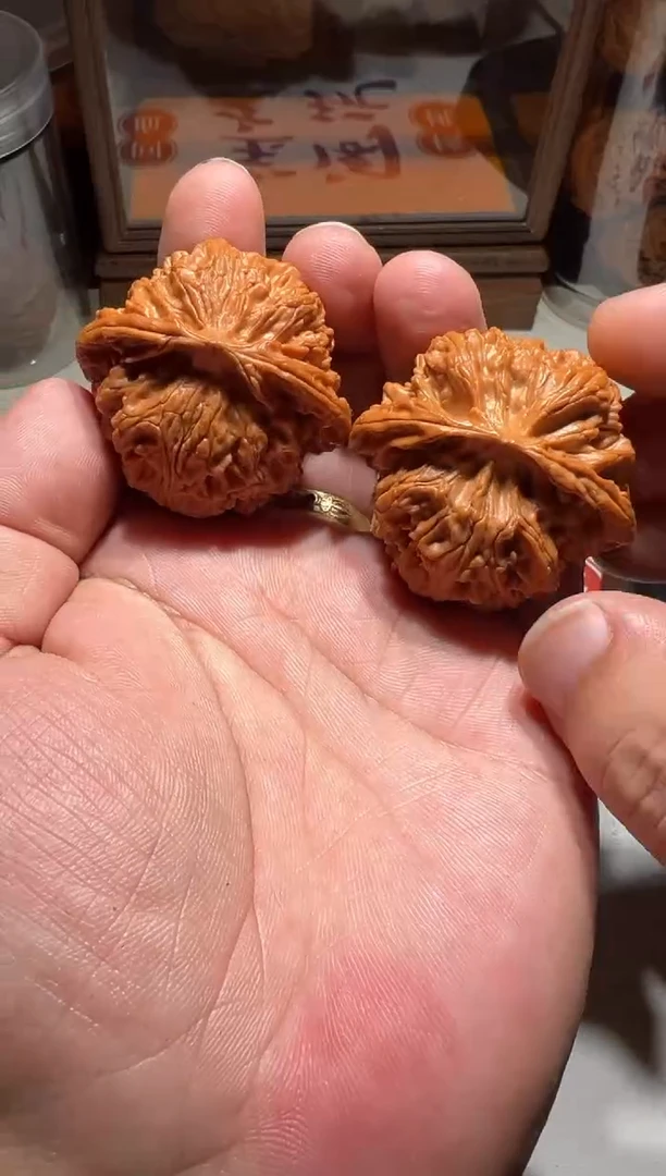 文玩核桃把件苹果