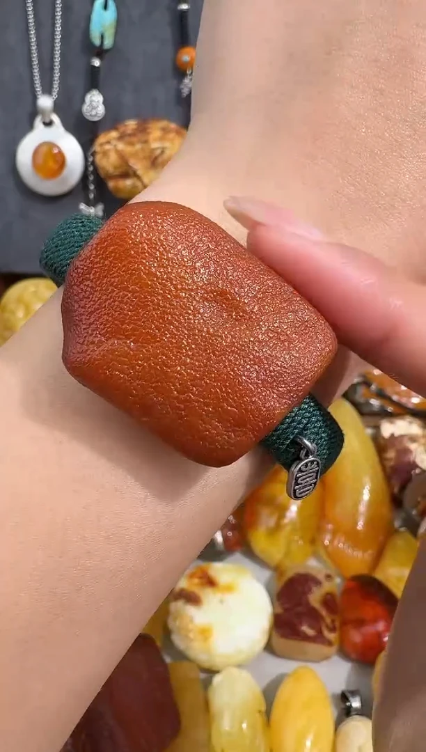 裸石琥珀未镶嵌琥珀