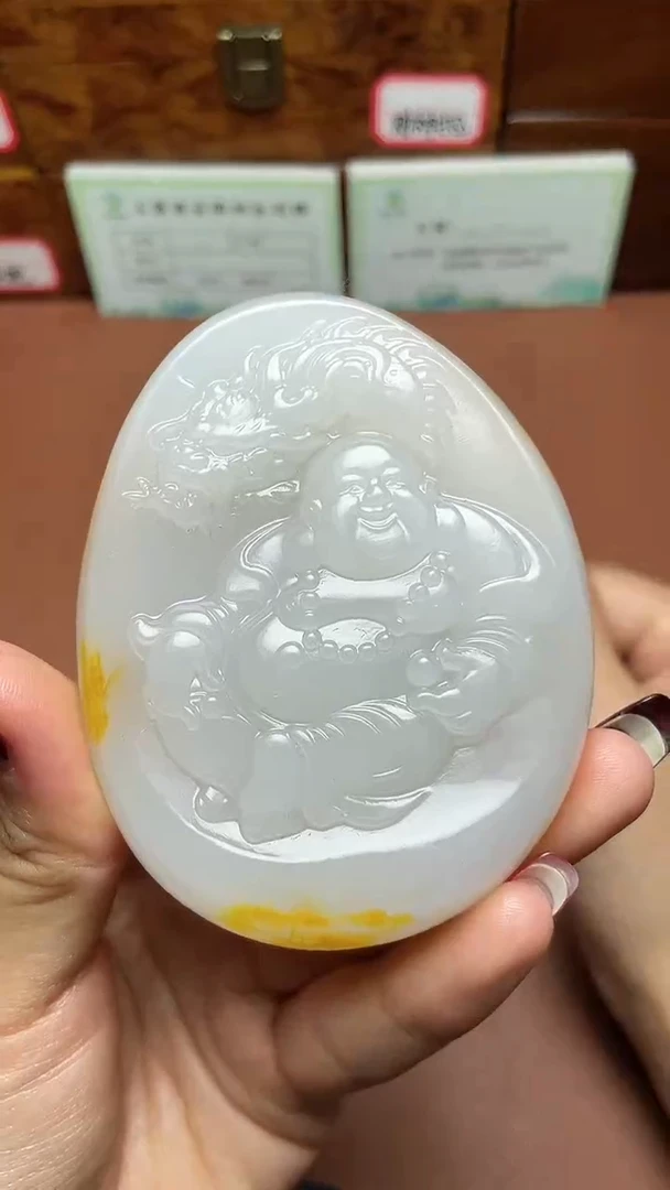 未镶嵌和田玉把件泰*和田玉