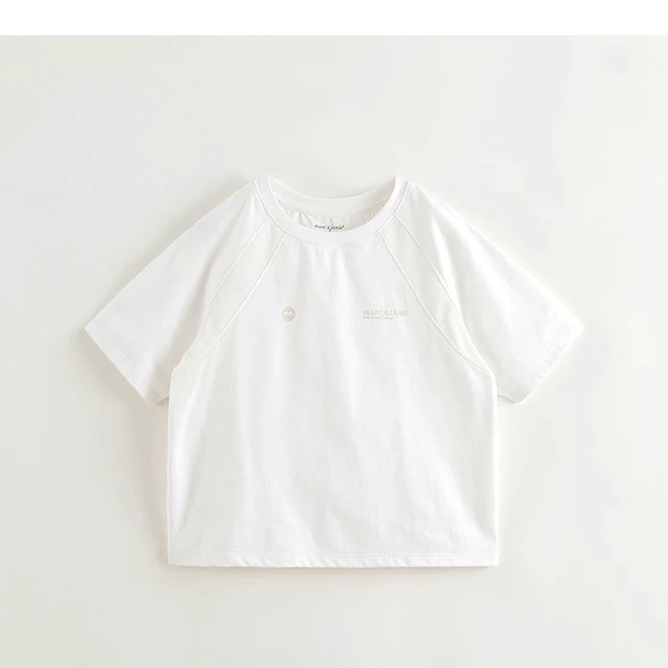MARC&JANIE/马克珍妮简约圆领童装，精致细节与品牌标识百搭550600