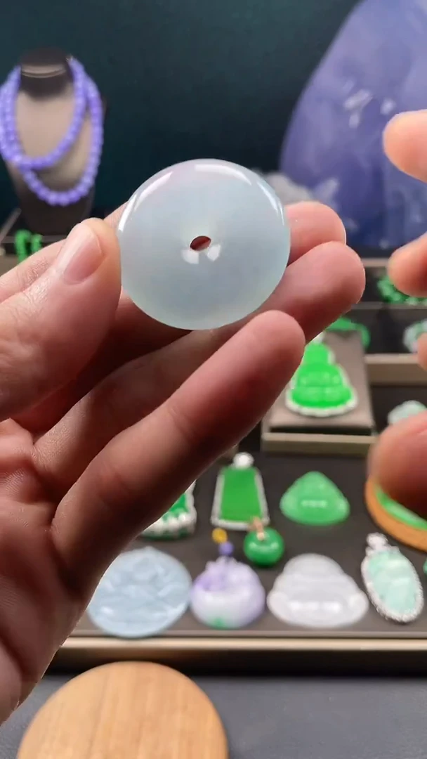 满色天然吊坠 所见即所得！