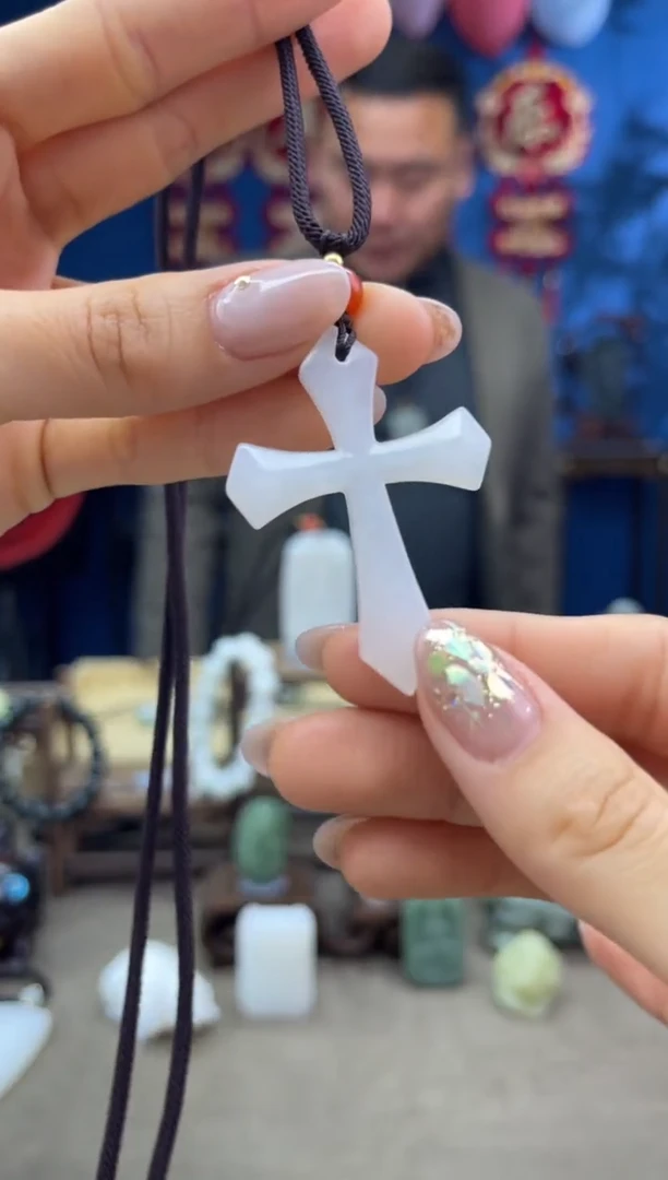 【闪购商品】和田玉颈饰未镶嵌1