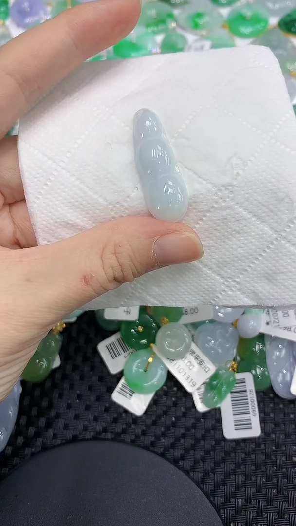 颈饰未镶嵌翡翠111111111111