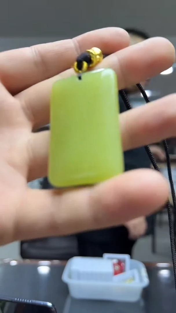 未镶嵌蛇纹石玉挂件小牌-多样性发货其中发一