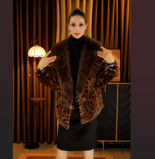 短外套一粒扣冬季设计师女豹纹拼接欧美简约