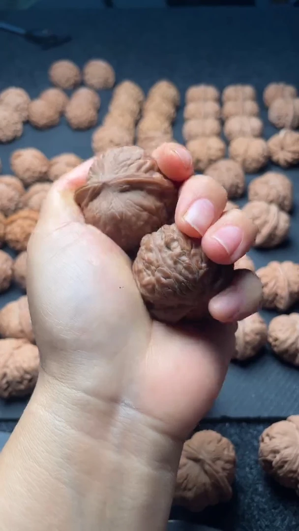 把件文玩核桃W026  磨盘正磨 42