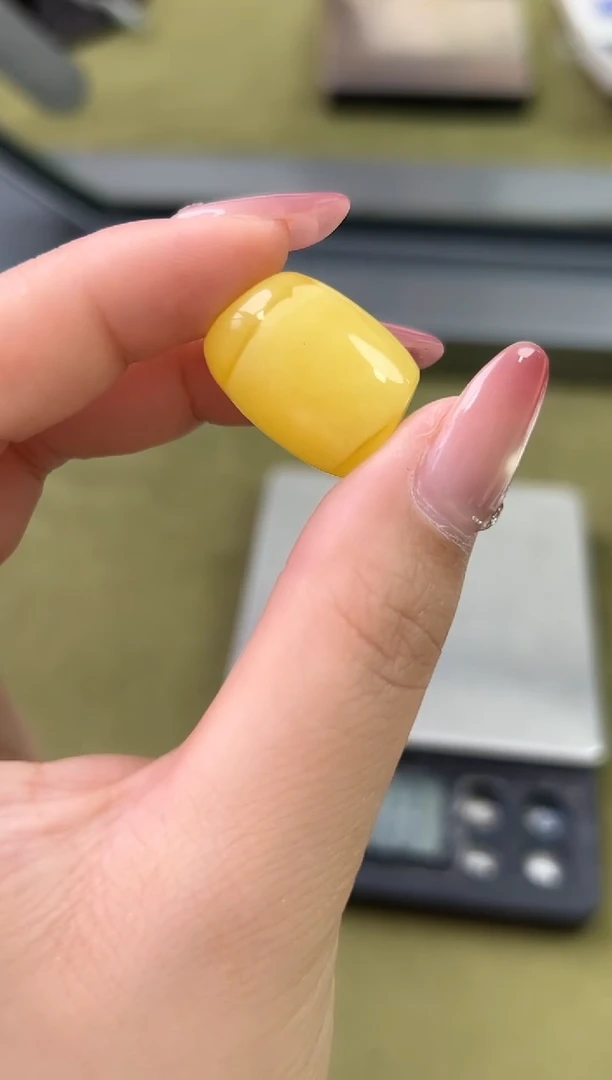 裸石琥珀未镶嵌琥珀蜜蜡吊坠