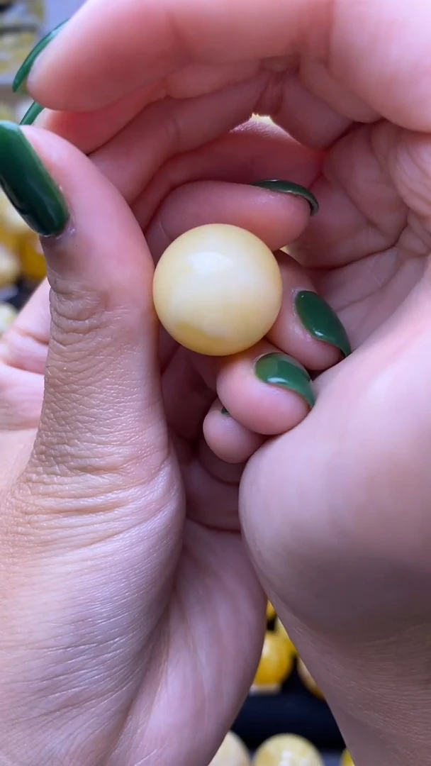裸石琥珀未镶嵌蜜蜡.89