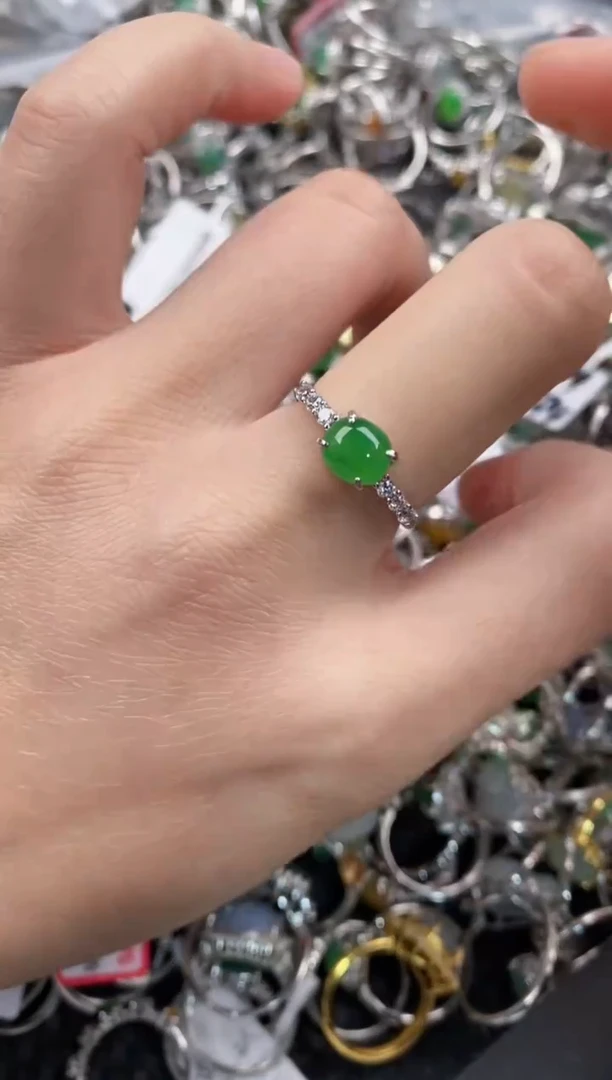 银S925镶嵌戒指翡翠666               1