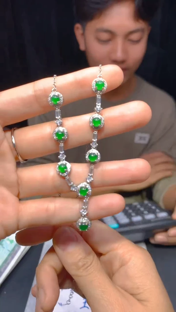 【闪购商品】定制翡翠未镶嵌36多样性发货（发其一）