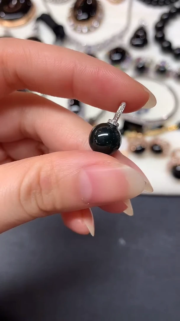 吊坠(不含链)18K金镶嵌翡翠D298|899