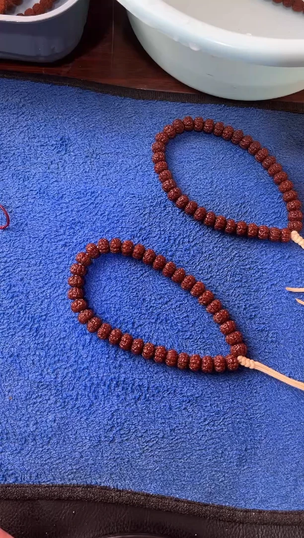 手串金刚菩提浑***?10+老树王 9+老树王