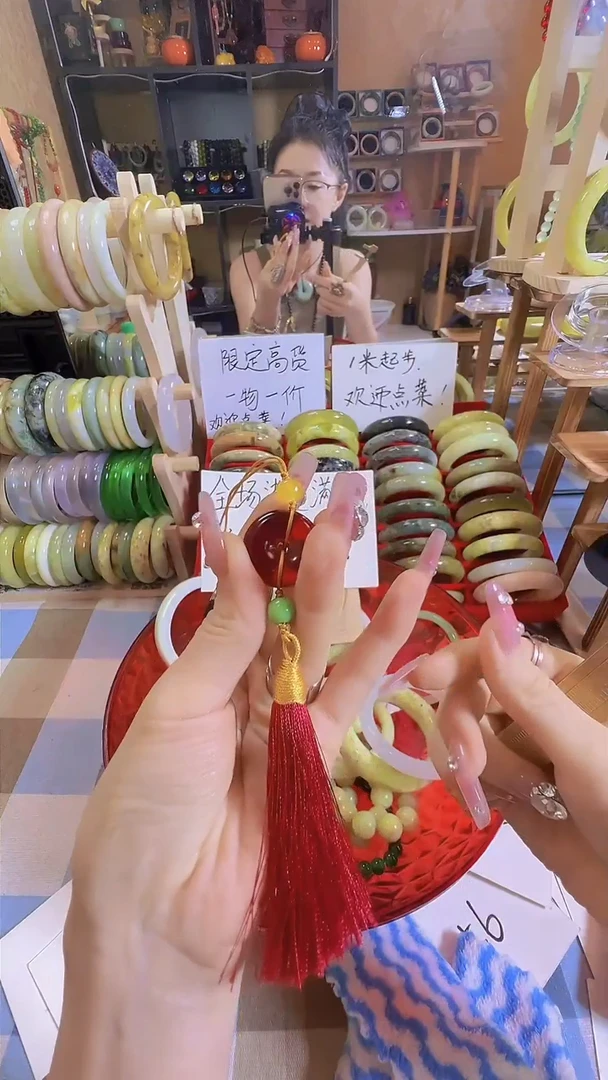 岫玉未镶嵌手镯37