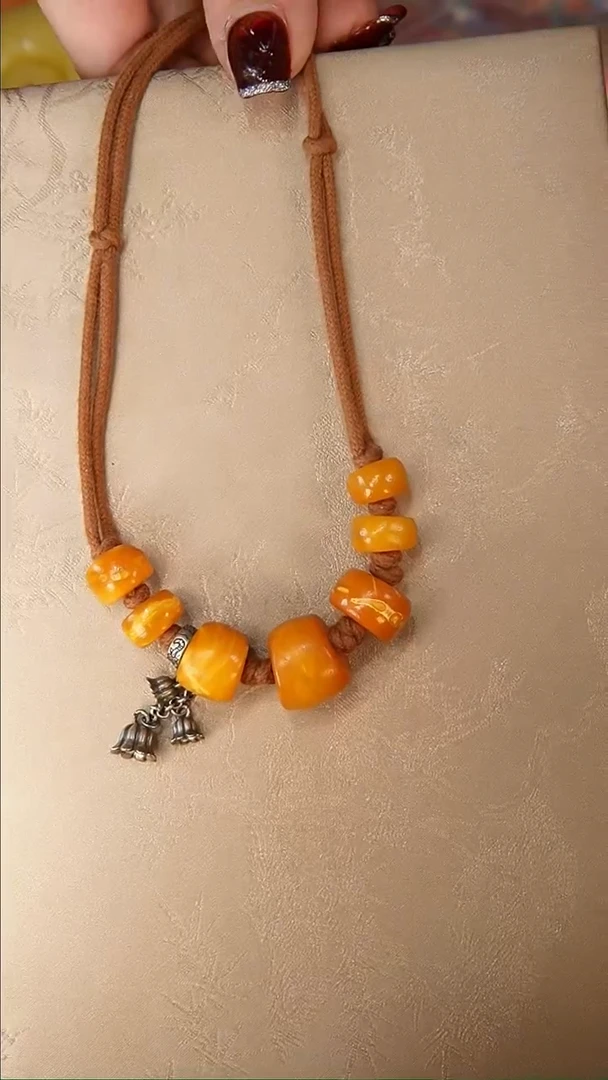 【闪购商品】琥珀颈饰未镶嵌颈饰