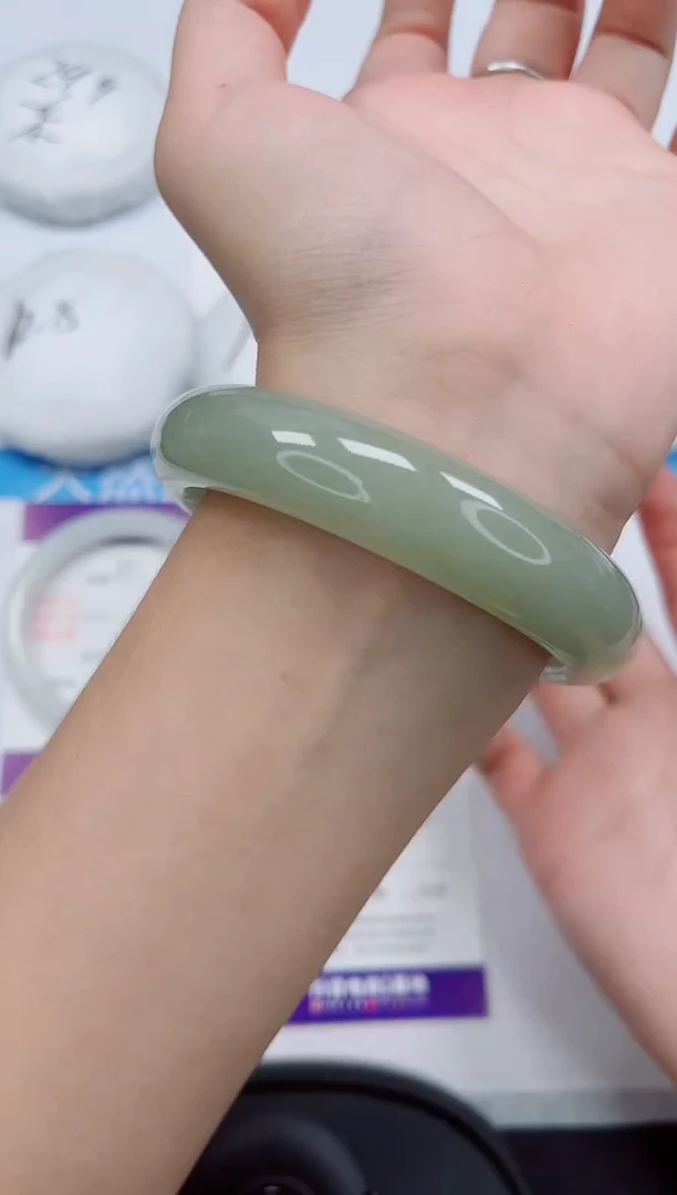 石英质玉手镯未镶嵌243-59/60