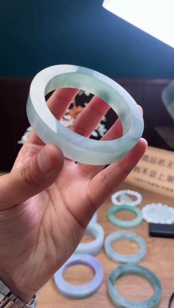 【闪购商品】定制翡翠手镯未镶嵌定制