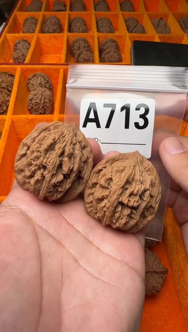 吊坠文玩核桃麦虎40-A713