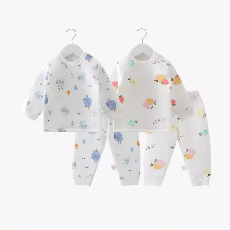 婴幼儿三层保暖内衣纯棉无骨春秋冬季宝宝衣服新生儿分体套装