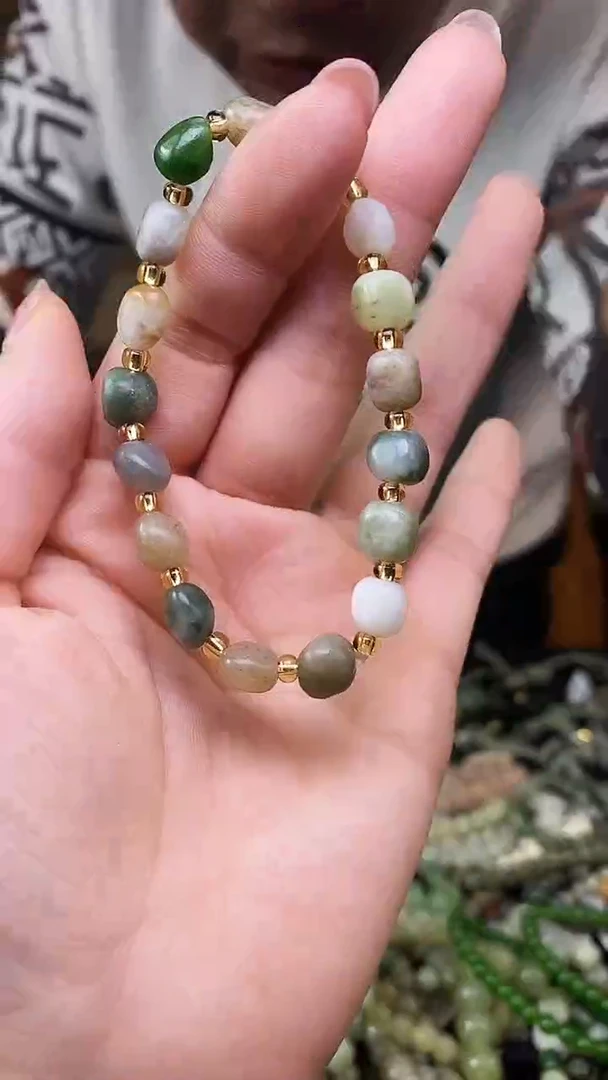 颈饰未镶嵌和田玉多样性发货，拍一发一