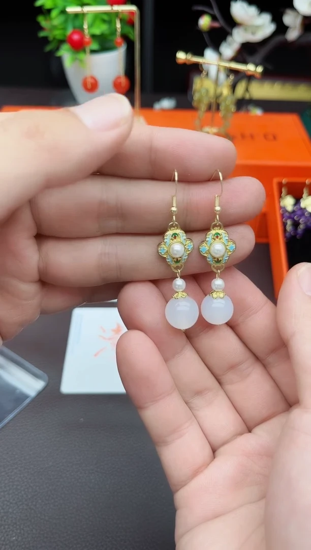 玛瑙/玉髓耳饰银S925镶嵌325000