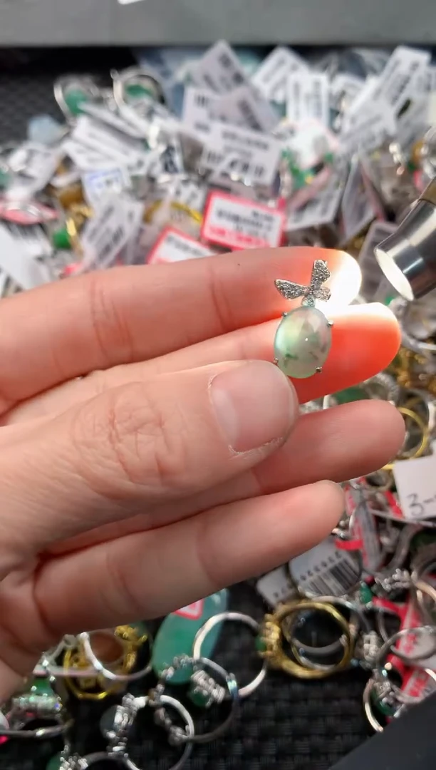 银S925镶嵌戒指翡翠3          3