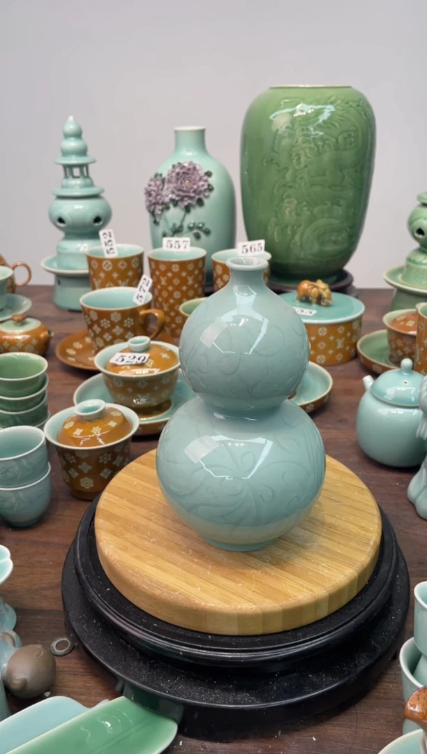 特价福利 微瑕 慧仙青瓷