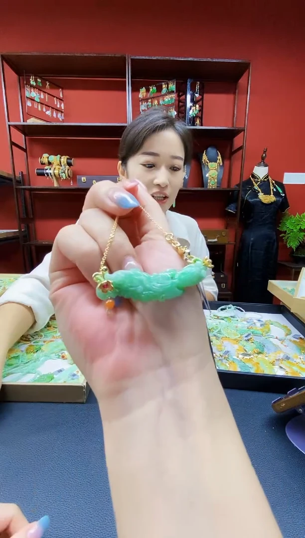 颈饰未镶嵌翡翠翡翠吊坠