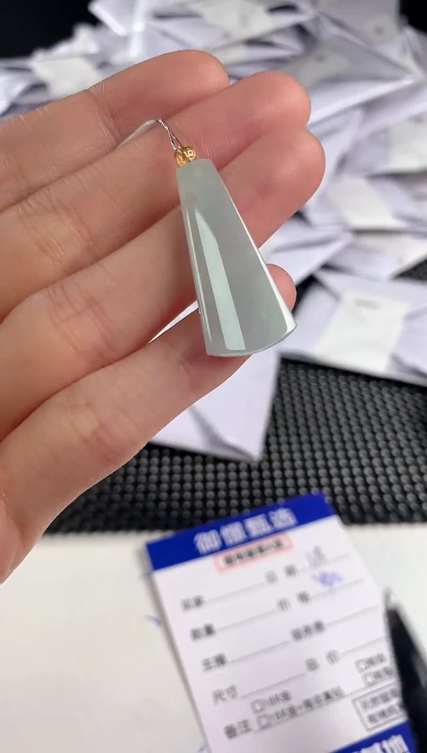 【闪购商品】翡翠颈饰18K金镶嵌6