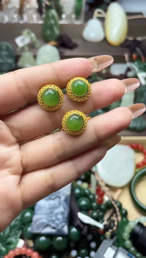 颈饰银S925镶嵌和田玉和田玉吊坠多样性拍一发一