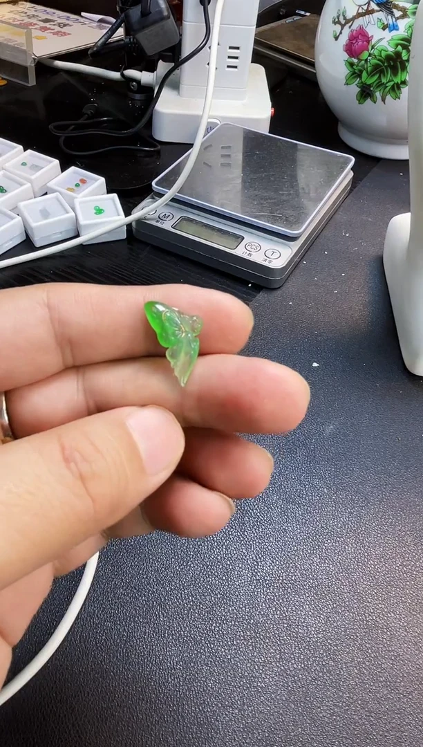 裸石翡翠京**k豆芽009木那仙子19.9*12.7*3.4