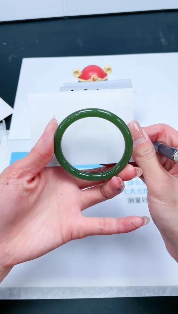 【闪购商品】石英质玉手镯未镶嵌356-54.7