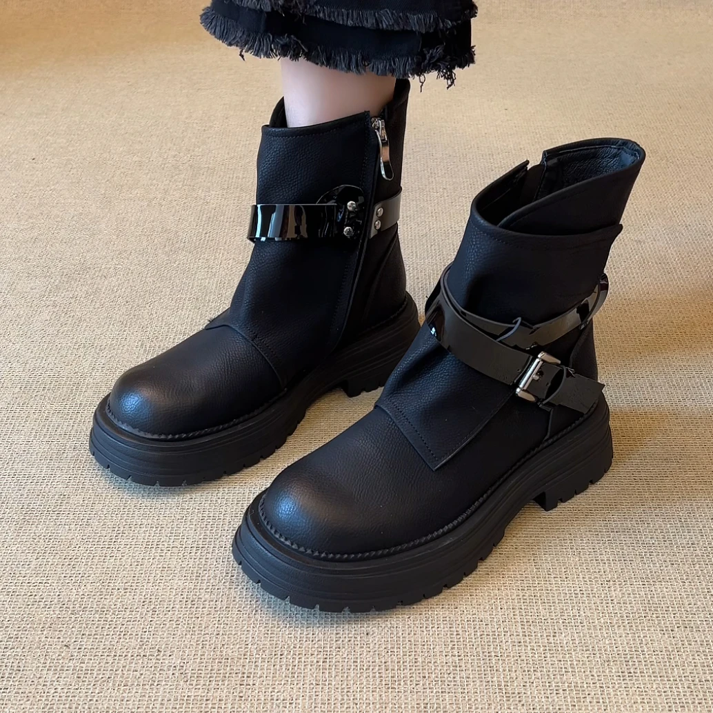 RubyL/4.5cm英伦复古风设计感百搭擦色皮带扣圆头厚底马丁靴女款