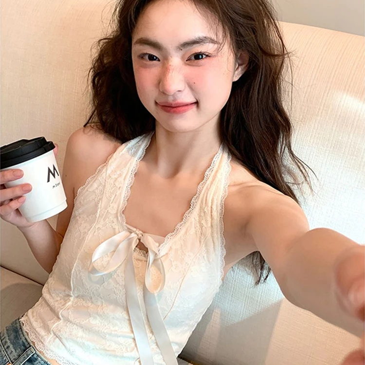 Bra纯欲V领挂脖吊带背心女带胸垫一体显瘦内搭系带蕾丝上衣