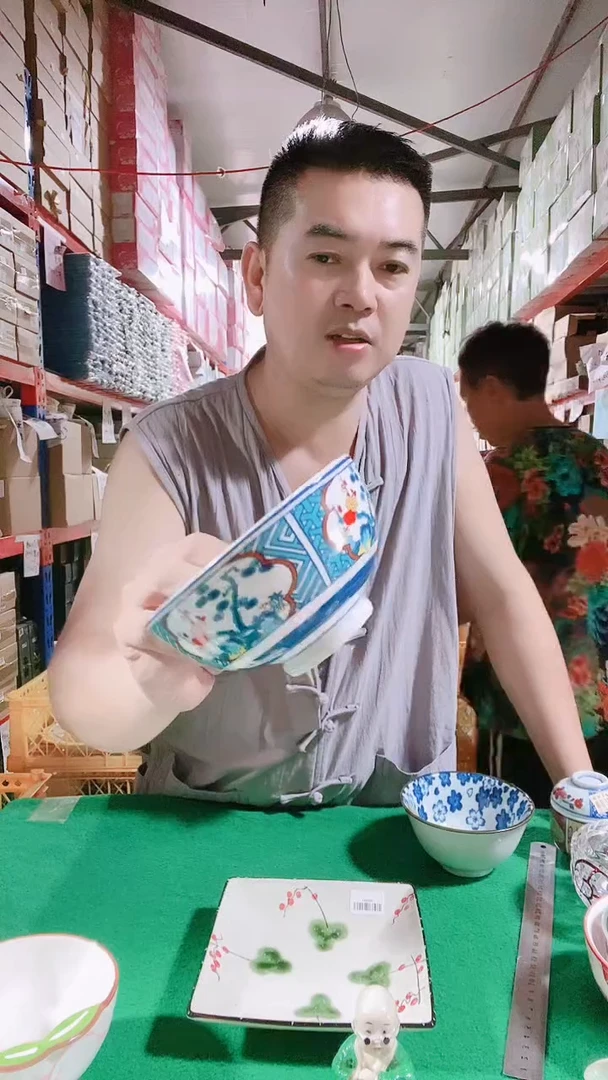 瓷片碗碟好物一件不留@@1